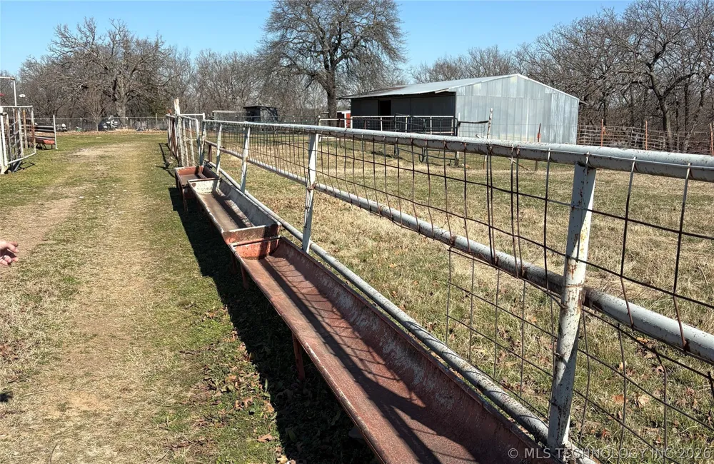 9520 160 ROAD Beggs, OK 74421