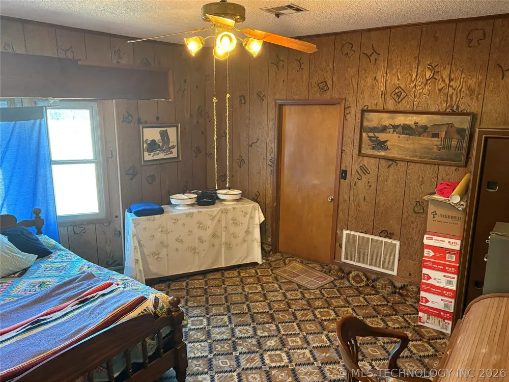 9520 160 ROAD Beggs, OK 74421