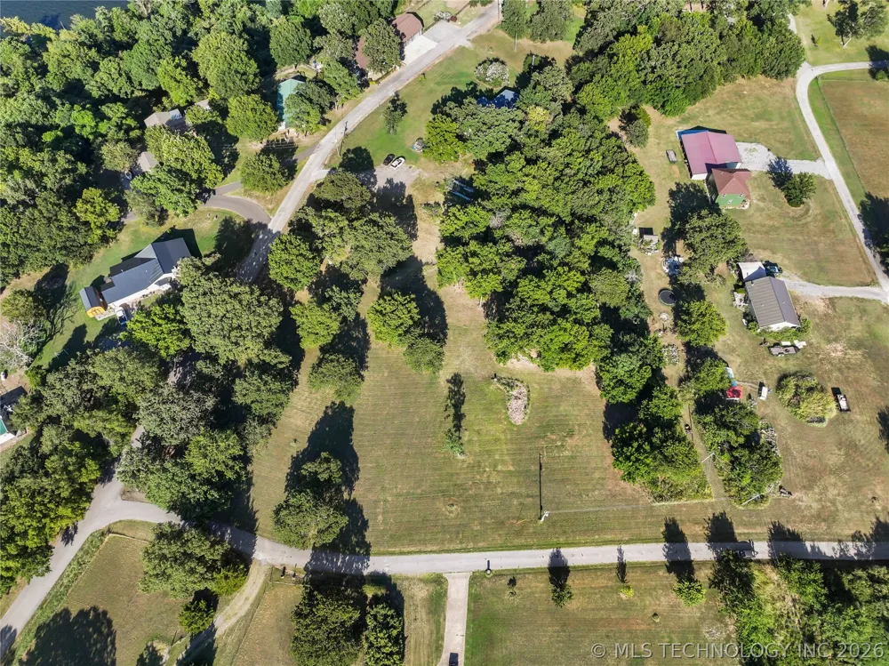E 109th Street Wagoner, OK 74467