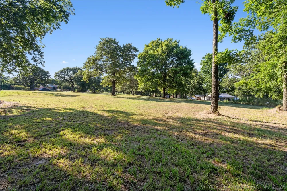 E 109th Street Wagoner, OK 74467