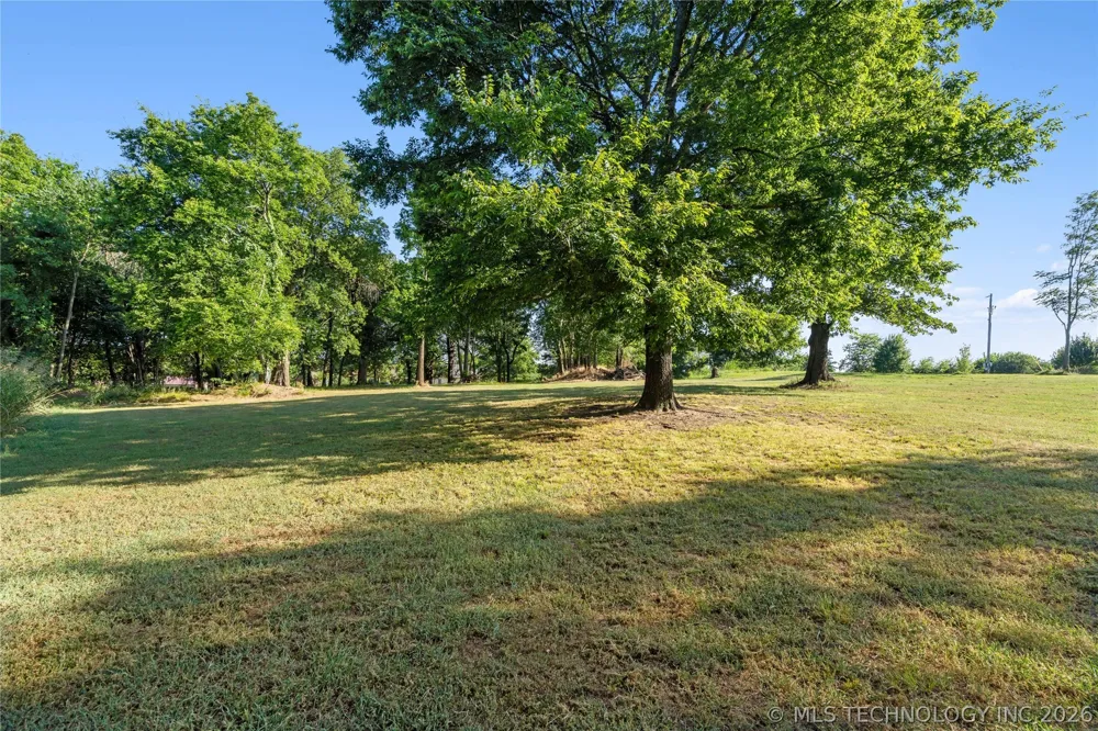 E 109th Street Wagoner, OK 74467