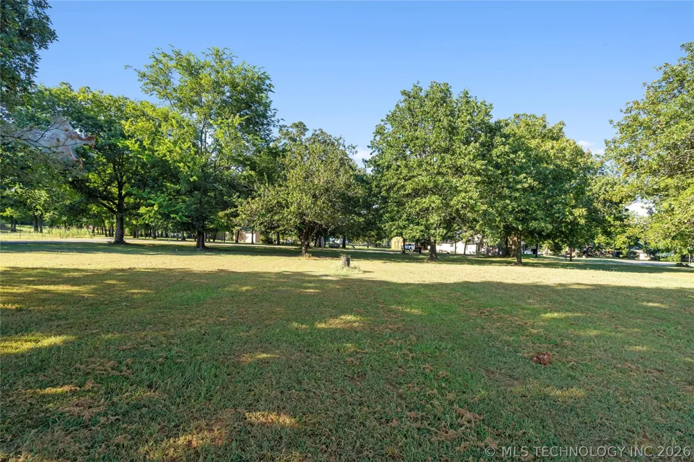 E 109th Street Wagoner, OK 74467