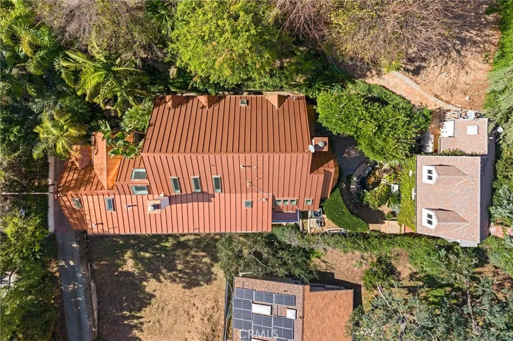 2127 Kress Street Hollywood Hills, CA 90046