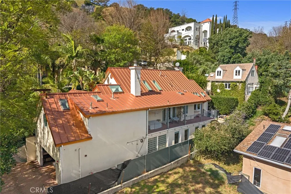 2127 Kress Street Hollywood Hills, CA 90046