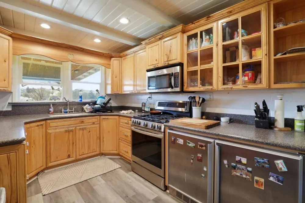 13805 Colony Avenue San Martin, CA 95046