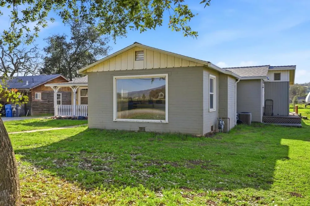 13805 Colony Avenue San Martin, CA 95046