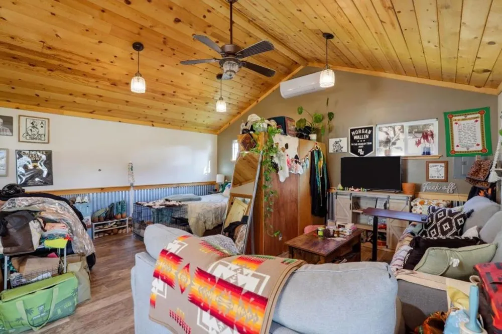 13805 Colony Avenue San Martin, CA 95046