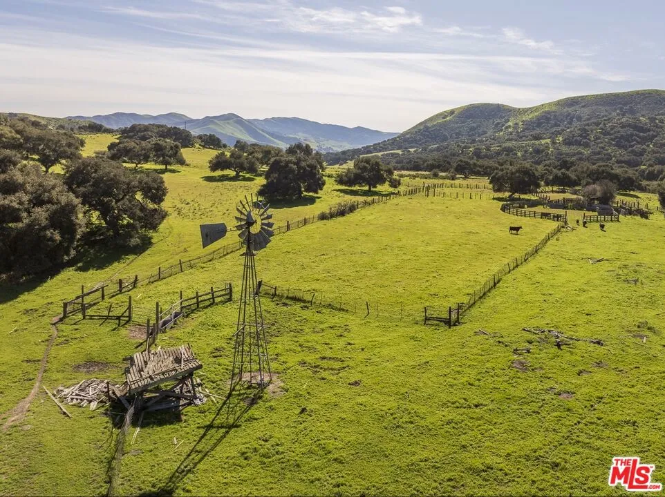 1701 W Hwy 246 Buellton, CA 93427