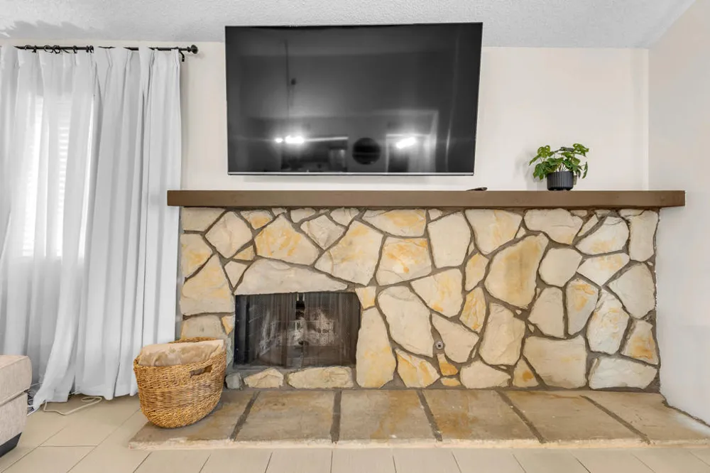 47395 Monroe Street #102 Indio, CA 92201