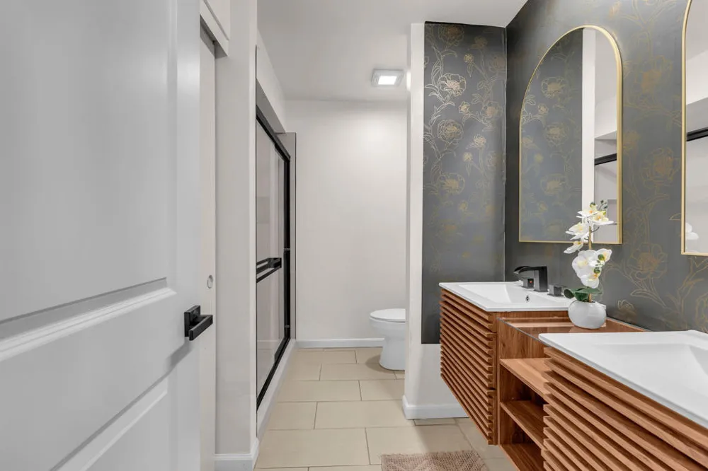 47395 Monroe Street #102 Indio, CA 92201