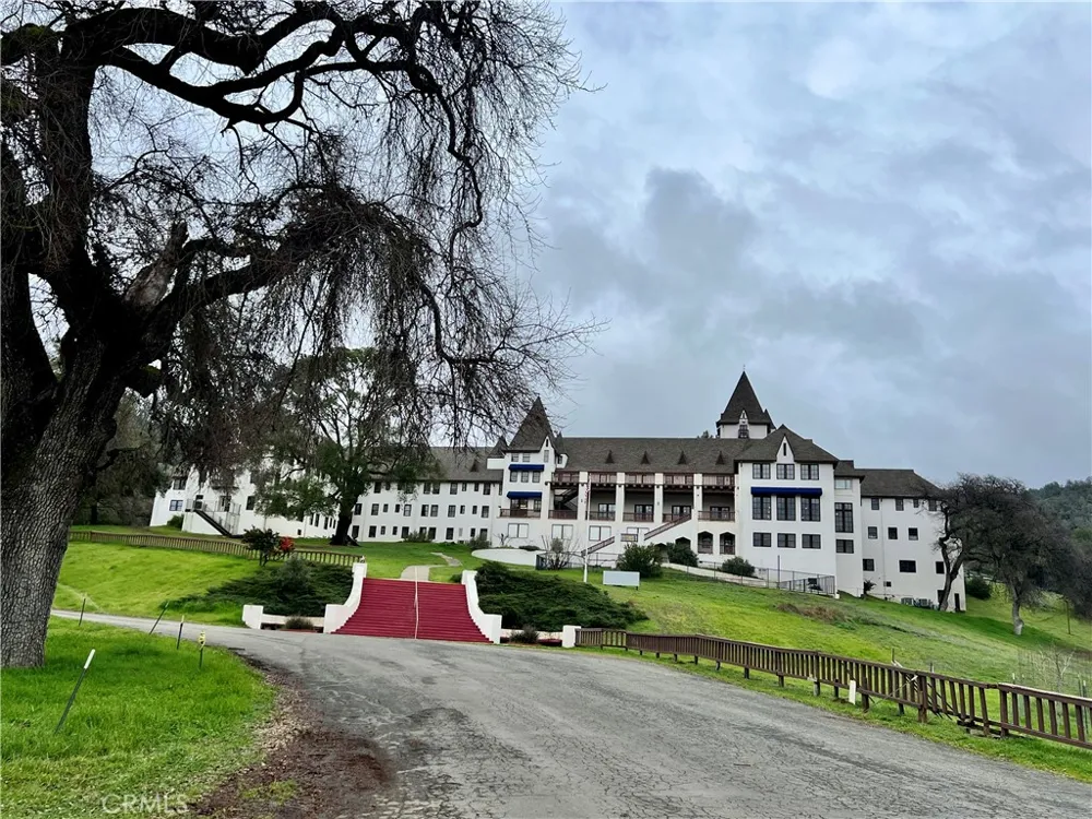 6590 Hotel Road Lucerne, CA 95458