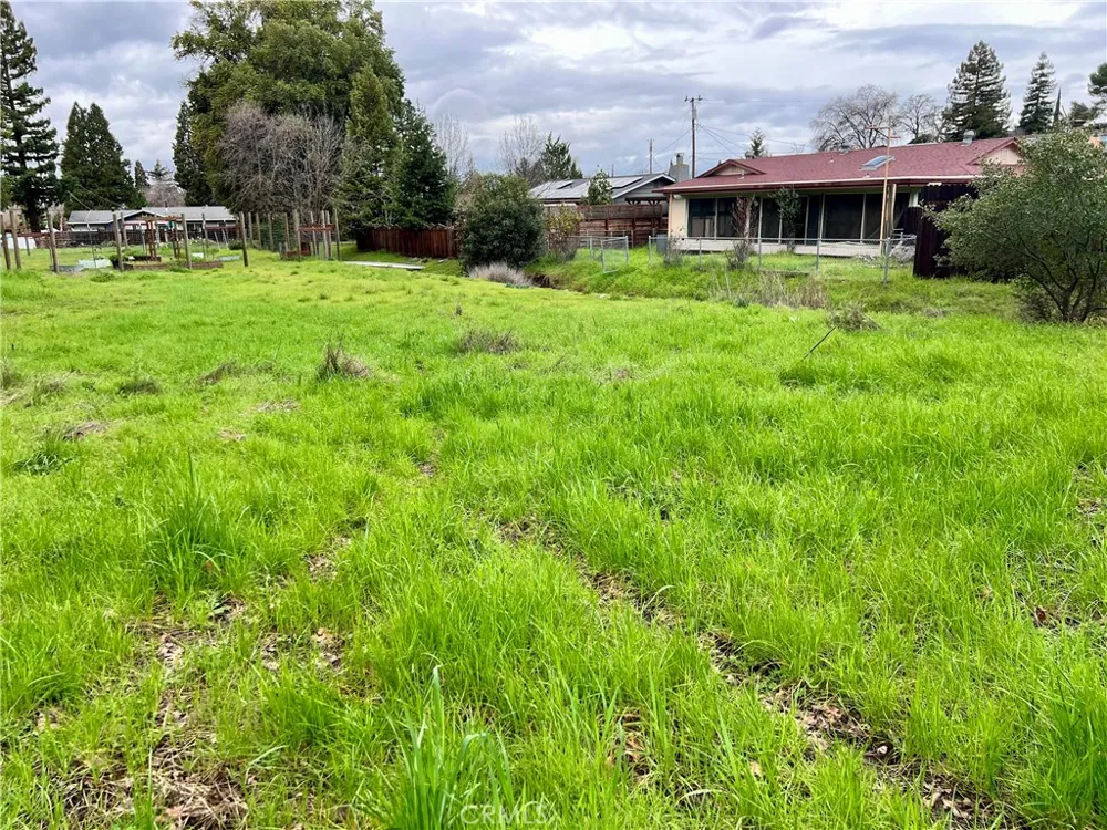 6590 Hotel Road Lucerne, CA 95458