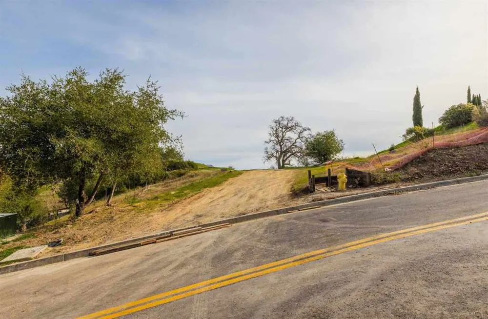 529 Vista Ridge Drive Milpitas, CA 95035