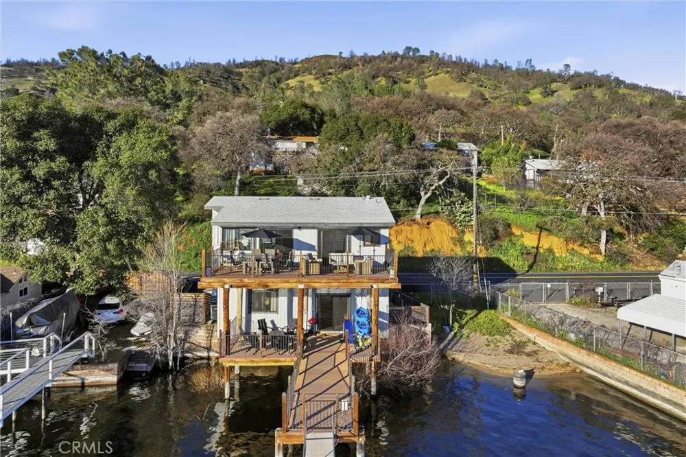 10727 E Highway 20 Clearlake Oaks, CA 95423