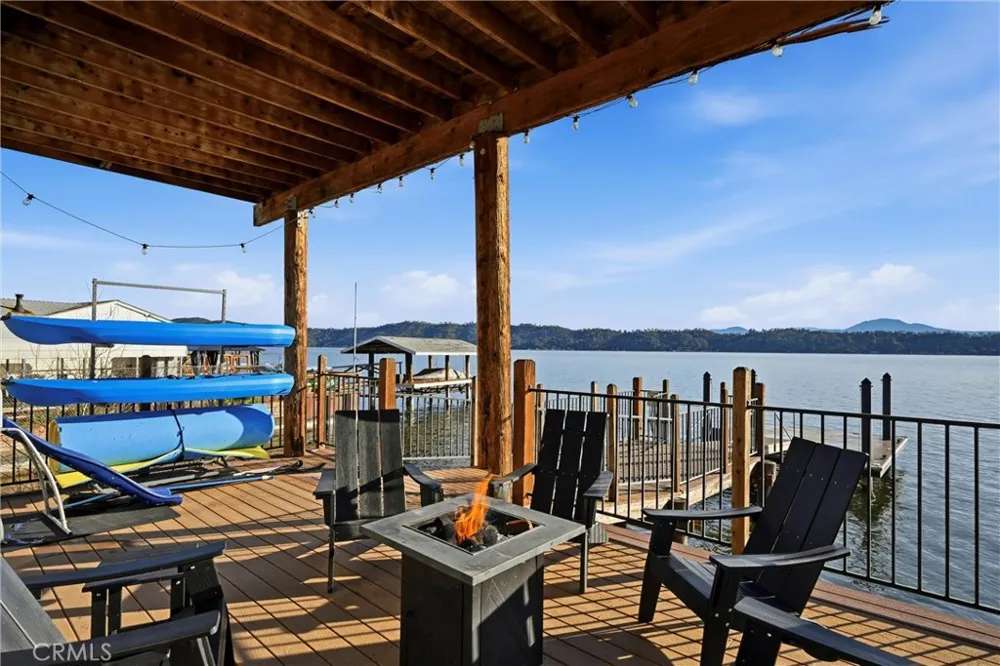 10727 E Highway 20 Clearlake Oaks, CA 95423