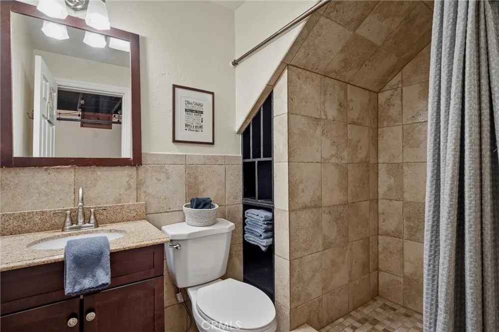 10727 E Highway 20 Clearlake Oaks, CA 95423