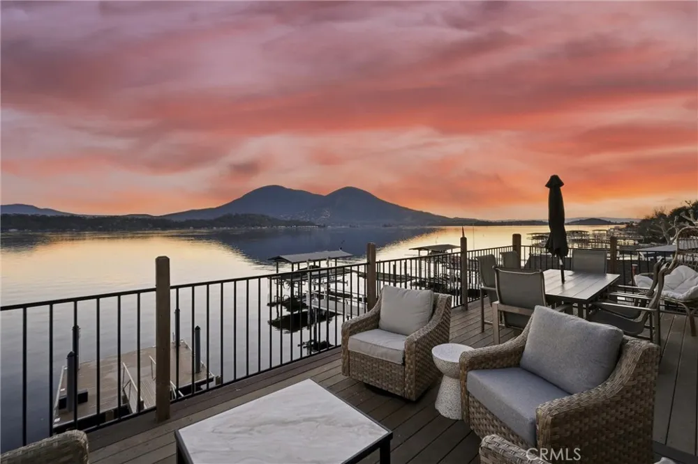 10727 E Highway 20 Clearlake Oaks, CA 95423