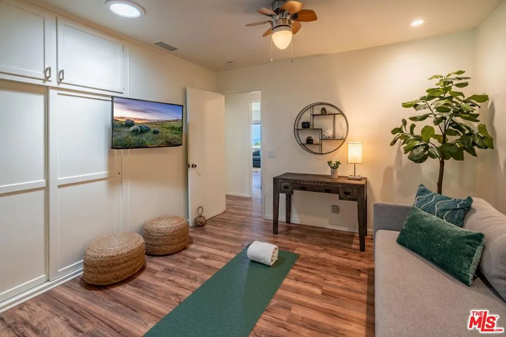 1214 Shoreline Drive Santa Barbara, CA 93109