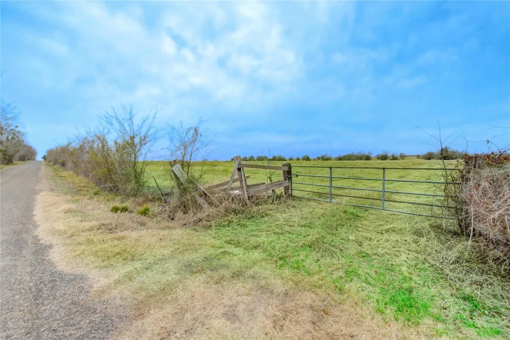 County Road 315 Navasota, TX 77868