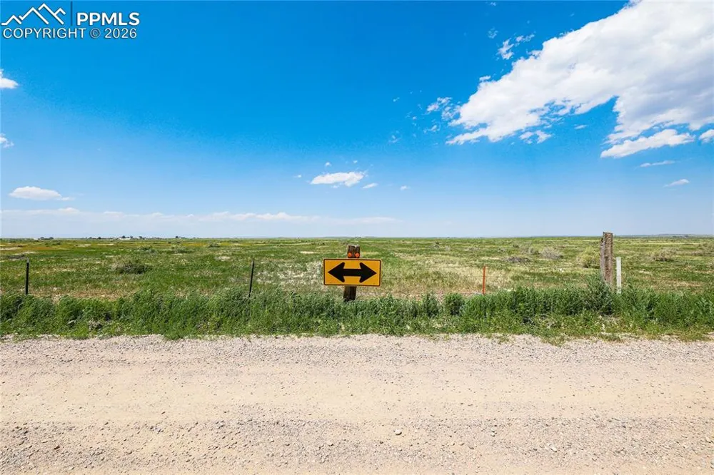 PAR 7 Bush Road Avondale, CO 81022