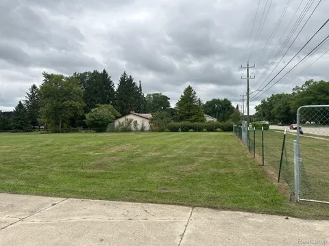 27365 Ryan Road