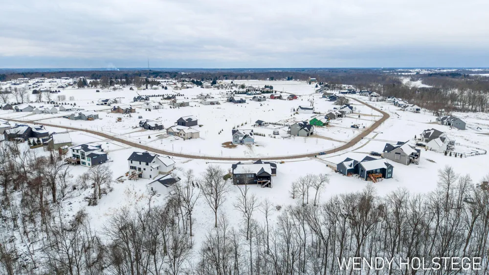 12713 Ridgedale Drive Allendale Charter Township, MI 49401