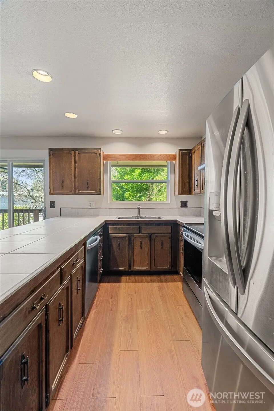 209 W Chenault Avenue Hoquiam, WA 98550