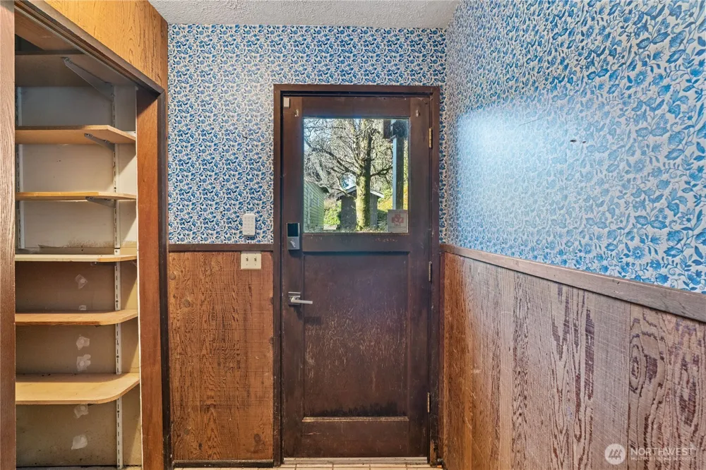 209 W Chenault Avenue Hoquiam, WA 98550