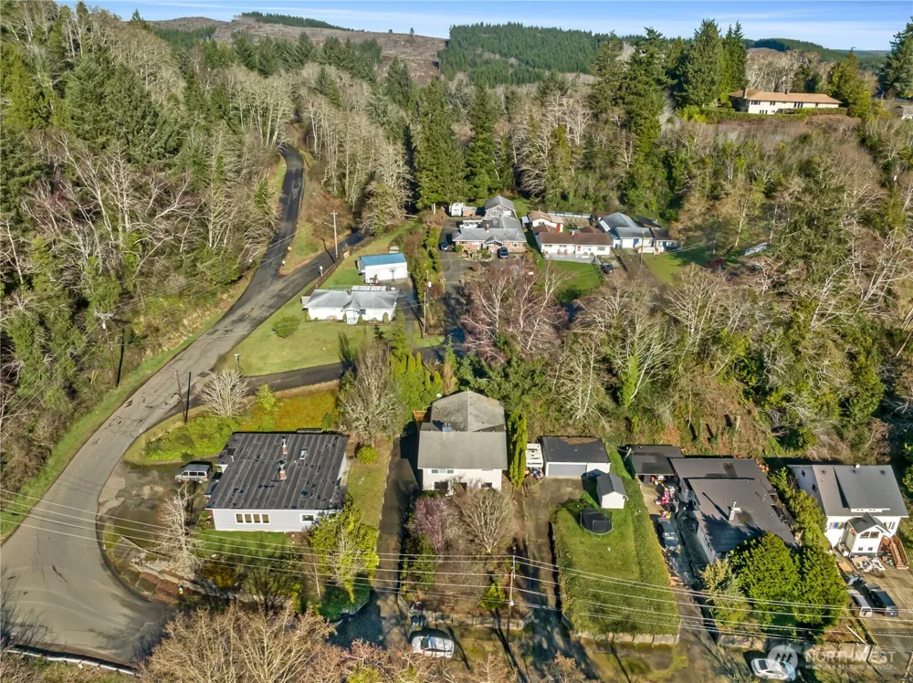 209 W Chenault Avenue Hoquiam, WA 98550
