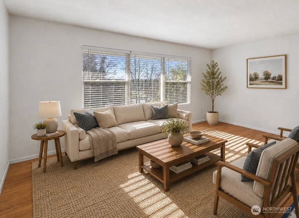 209 W Chenault Avenue Hoquiam, WA 98550