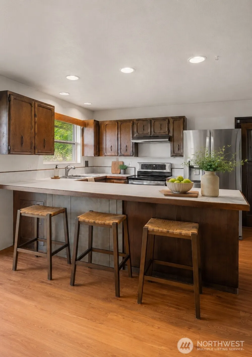 209 W Chenault Avenue Hoquiam, WA 98550