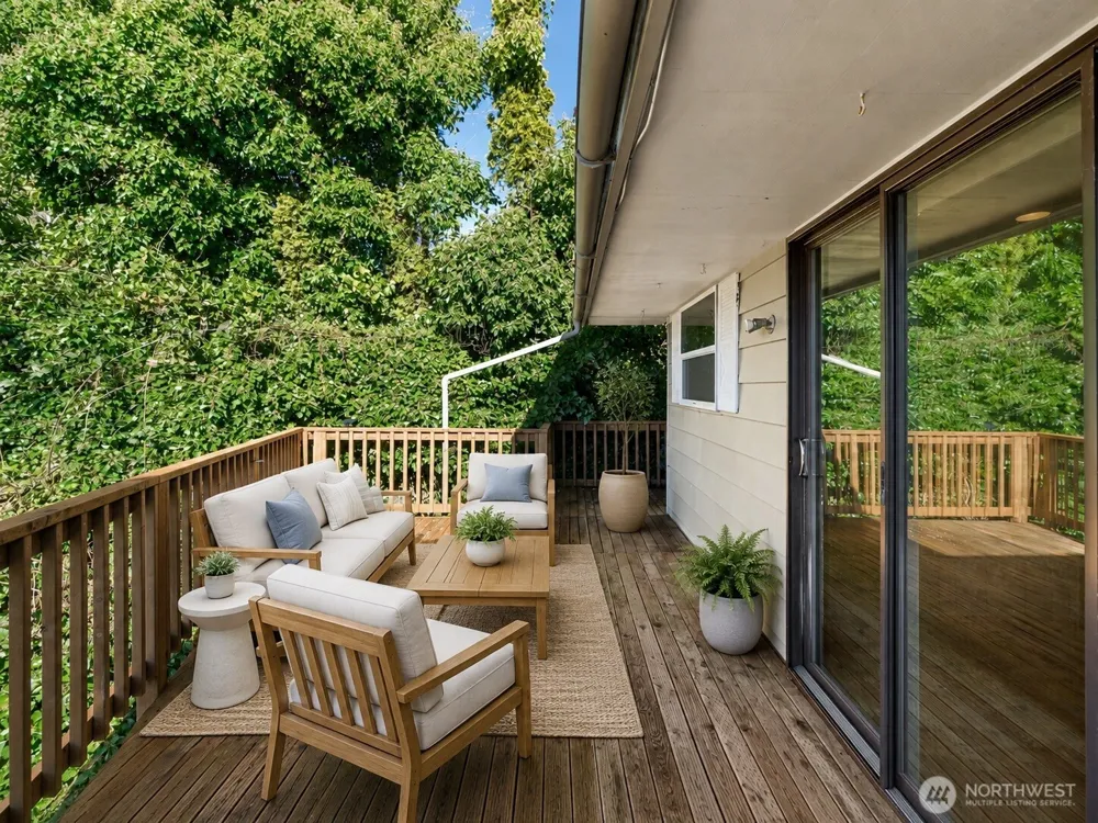209 W Chenault Avenue Hoquiam, WA 98550