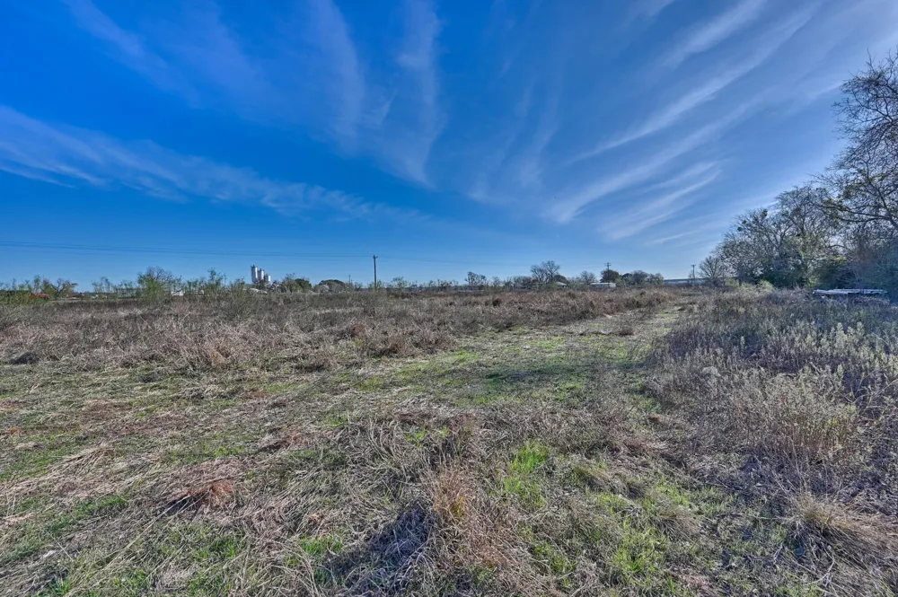 Old Plum Highway Highway La Grange, TX 78945