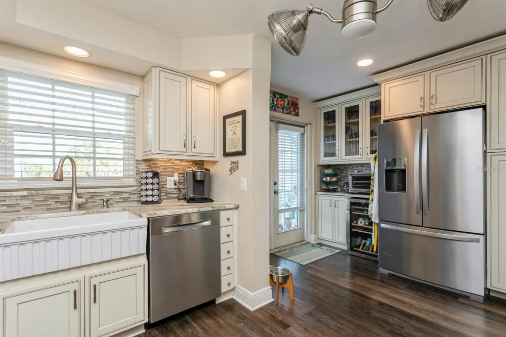 9166 BLIND PASS ROAD St Pete Beach, FL 33706
