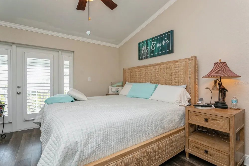 9166 BLIND PASS ROAD St Pete Beach, FL 33706