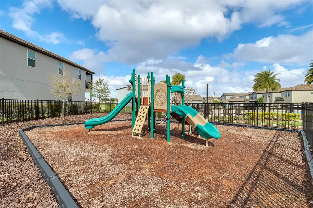 2259 WHITE FEATHER LOOP Oakland, FL 34787