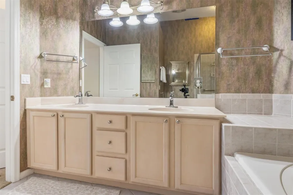 3322 GRAND VISTA COURT #203 Port Charlotte, FL 33953