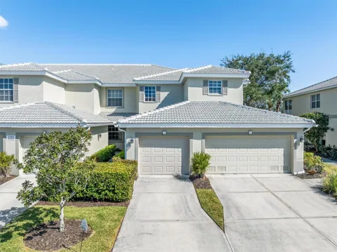 3322 GRAND VISTA COURT #203