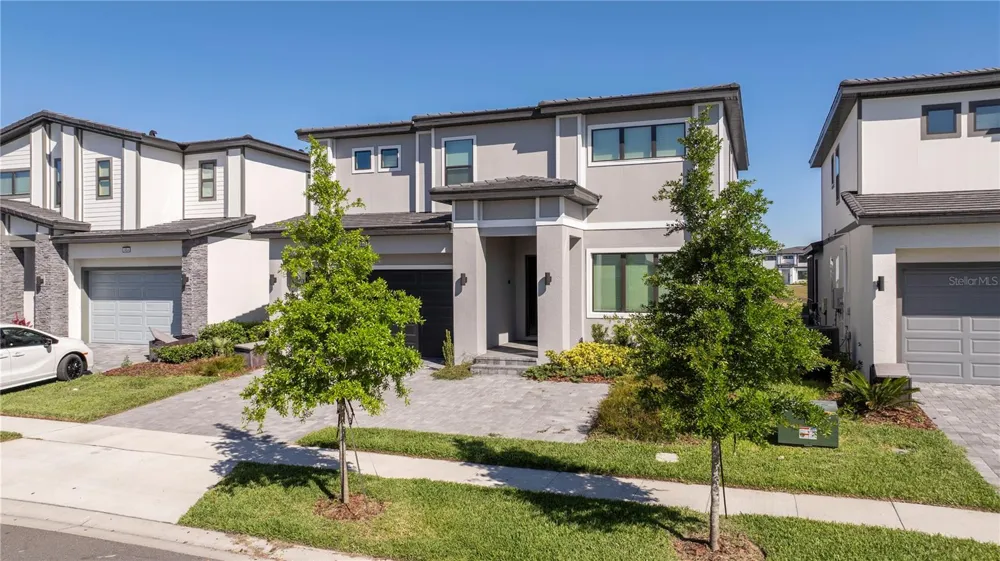 5860 HIGH SEAS DRIVE Orlando, FL 32821