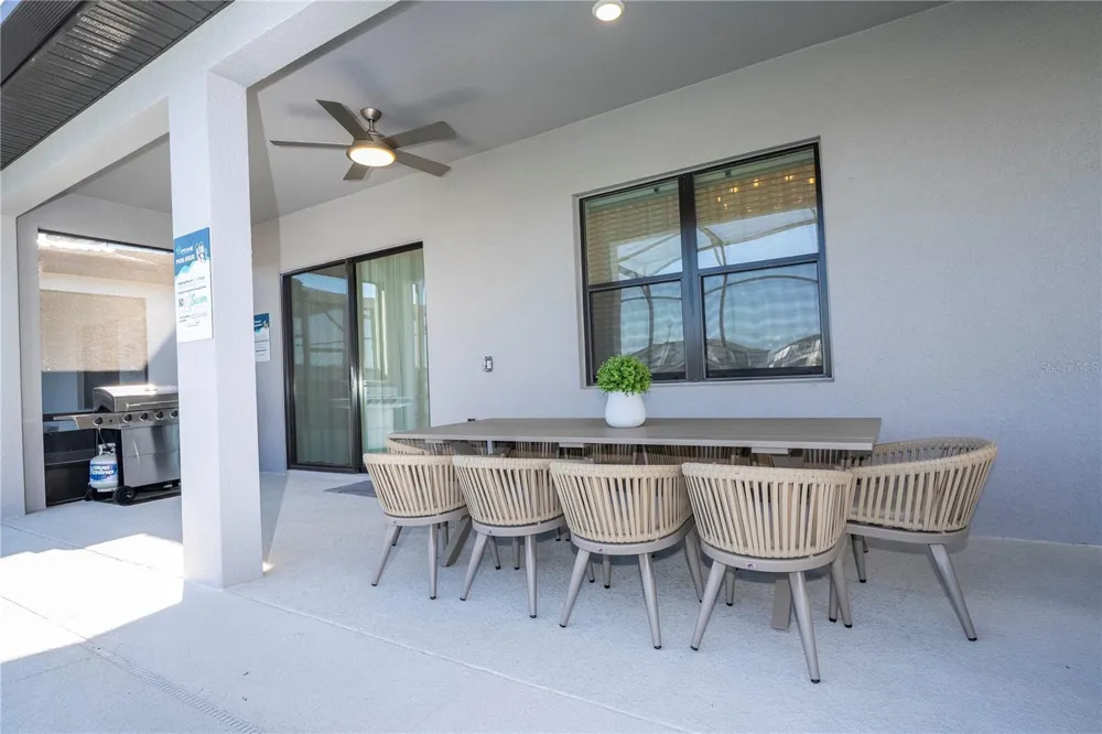 5860 HIGH SEAS DRIVE Orlando, FL 32821