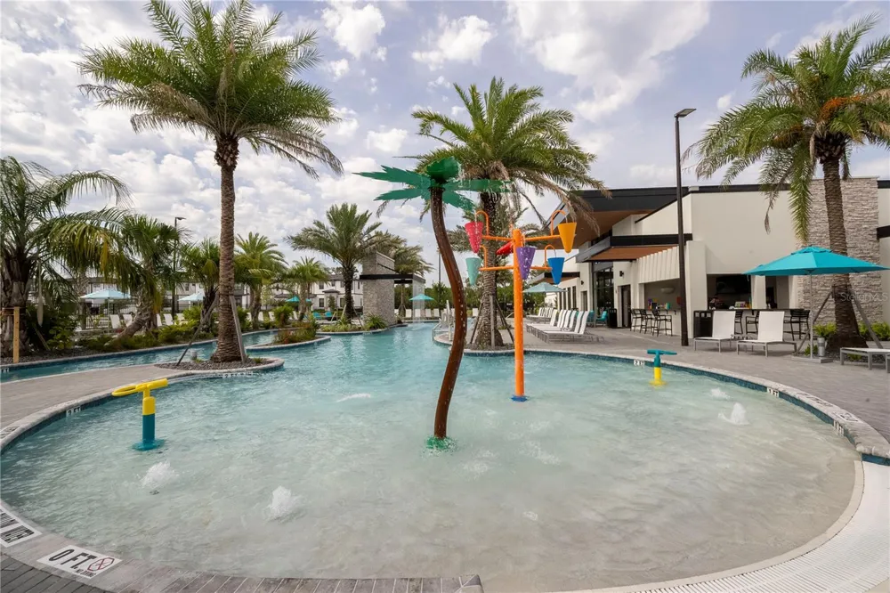 5860 HIGH SEAS DRIVE Orlando, FL 32821