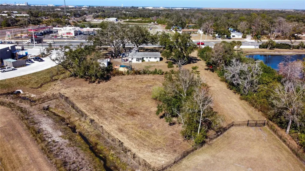 2519 MOCCASIN WALLOW ROAD Palmetto, FL 34221