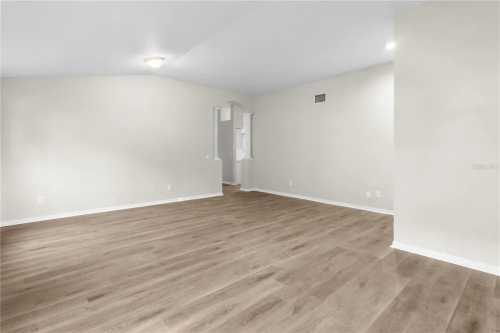 723 ERIK LAKE ROAD Brandon, FL 33510