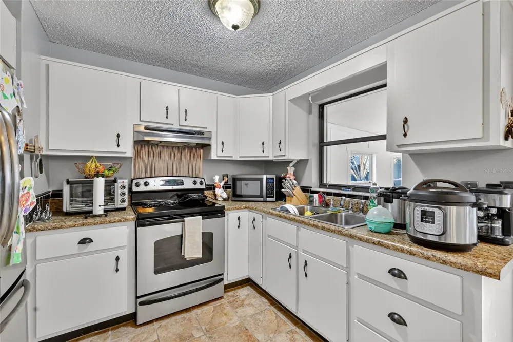 3536 EAGLES NEST ROAD Fruitland Park, FL 34731