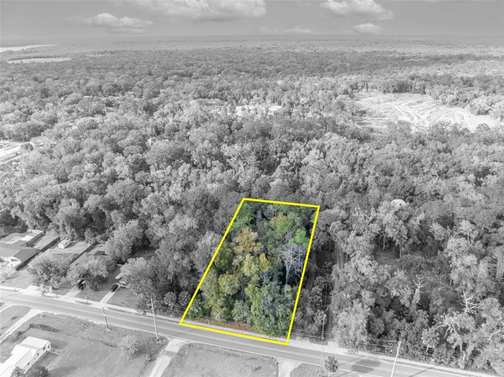 W NEW YORK AVENUE Orange City, FL 32763