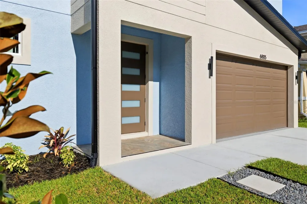6805 S ELEMETA STREET Tampa, FL 33616