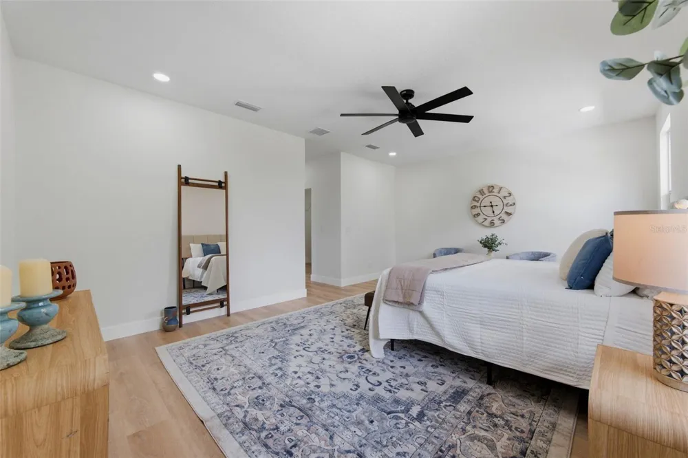 6805 S ELEMETA STREET Tampa, FL 33616