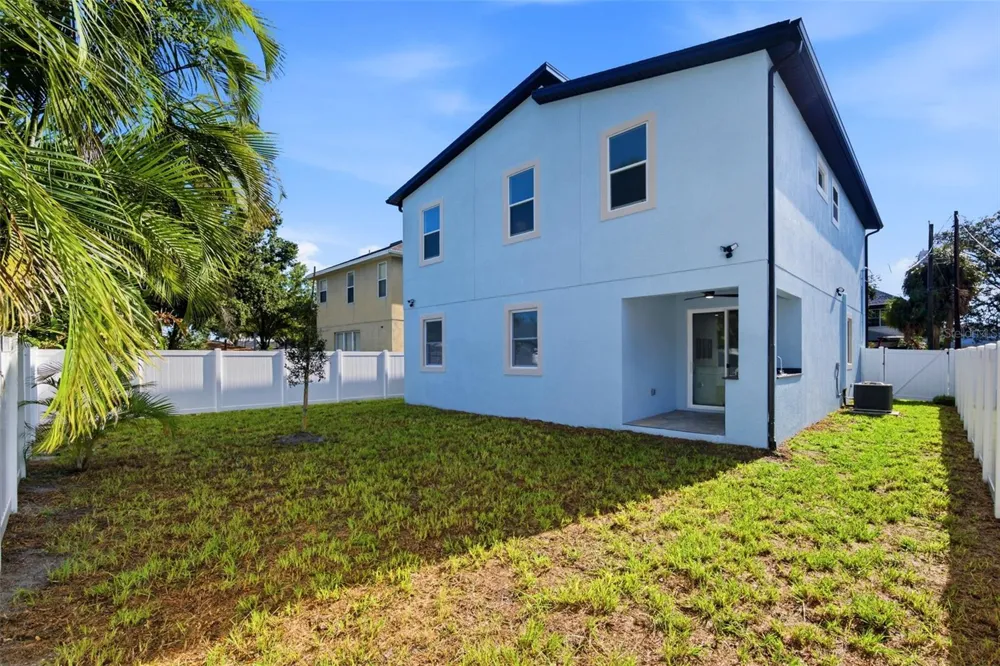 6805 S ELEMETA STREET Tampa, FL 33616