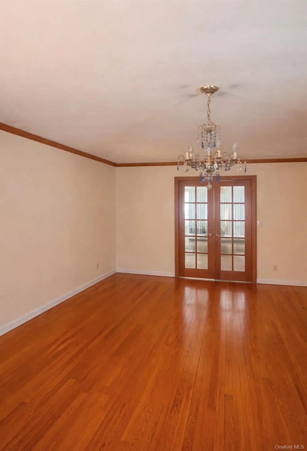 122 Rockaway Parkway Valley Stream, NY 11580