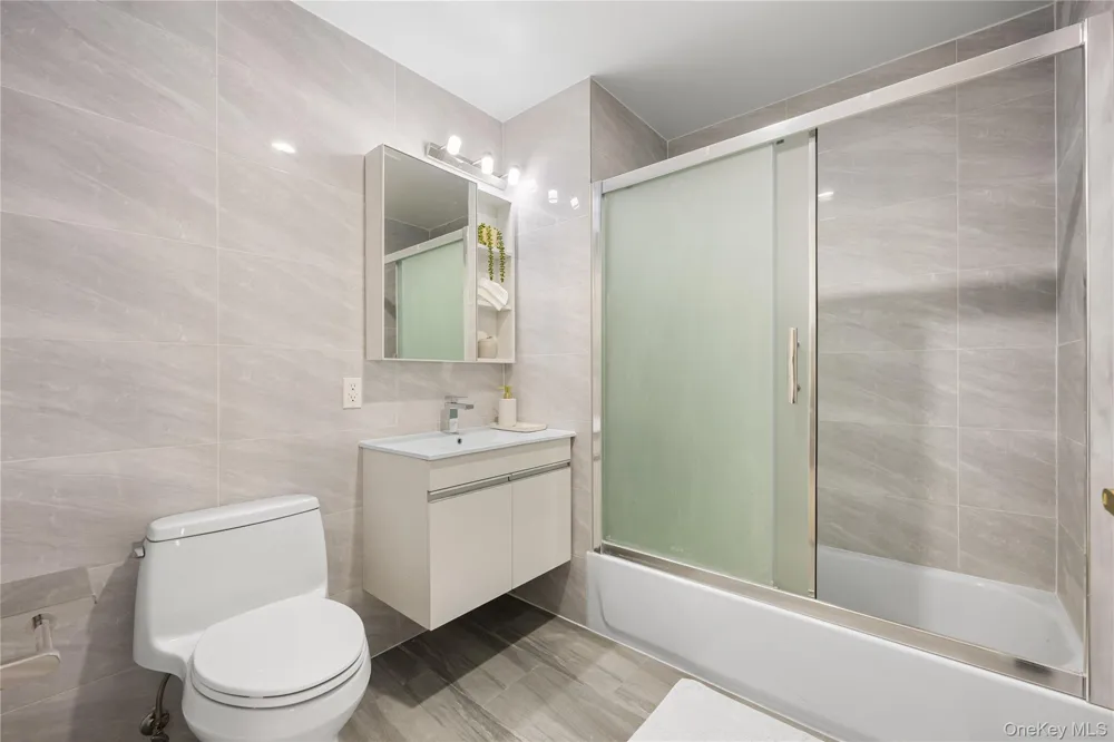 70-65 Queens Boulevard #8I Woodside, NY 11377